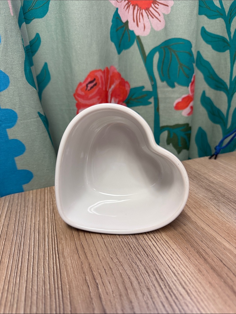 Le Creuset White Heart Ramekin 🤍